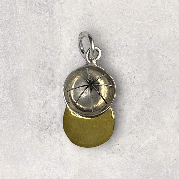 925 Mexico 2Tone Sterling Silver Baseball Softball Sports Cap Hat SMALL Pendant - Picture 4 of 5